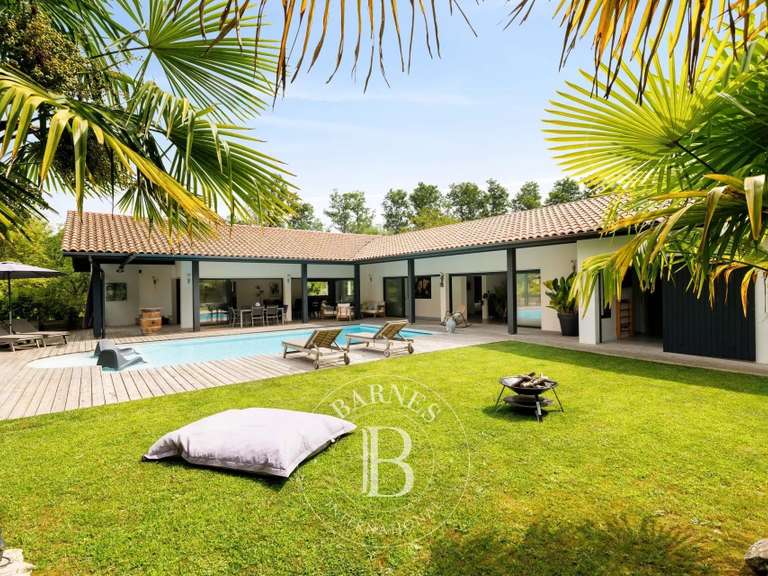 Maison Ahetze - 4 chambres - 300m²