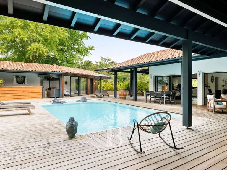 Maison Ahetze - 4 chambres - 300m²