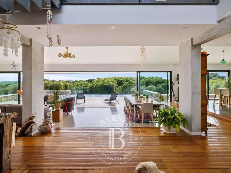 House Ahetze - 4 bedrooms - 320m²