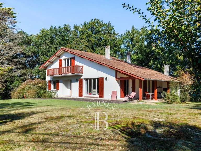 Maison Ahetze - 5 chambres - 294m²
