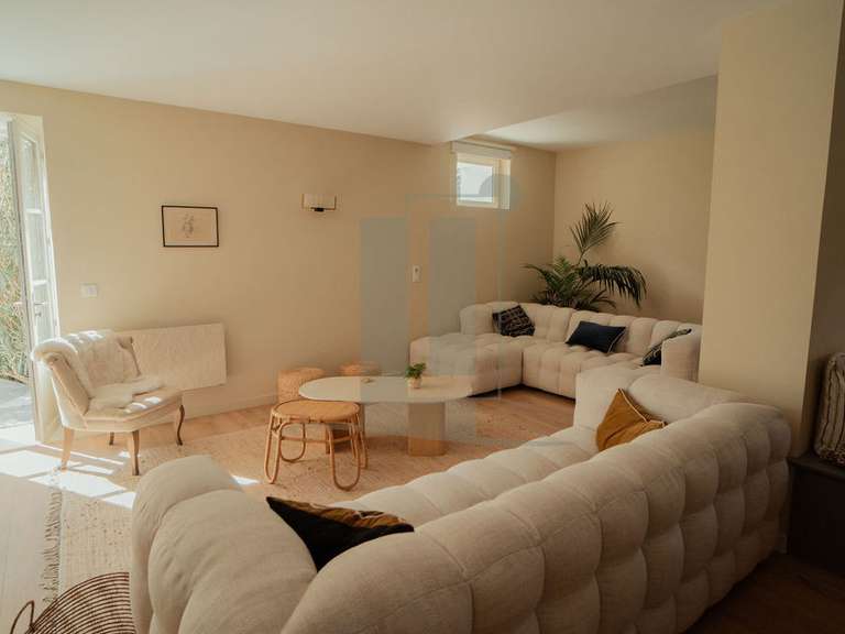 House Ahetze - 10 bedrooms - 650m²