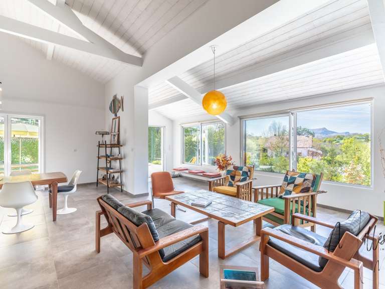Maison Ahetze - 4 chambres - 281m²