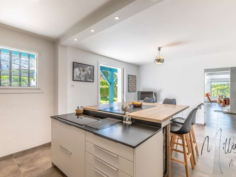 Maison Ahetze - 4 chambres - 281m²