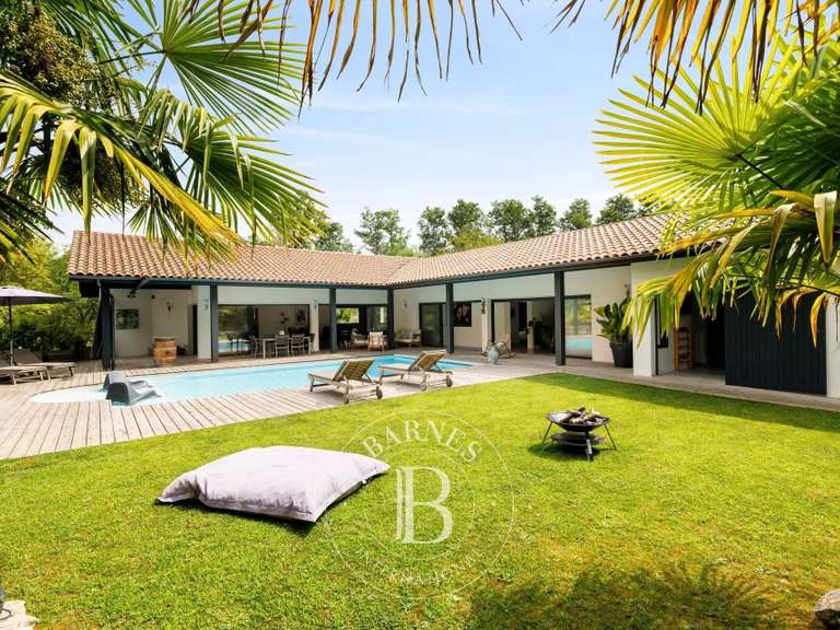 Maison Ahetze - 4 chambres - 300m²
