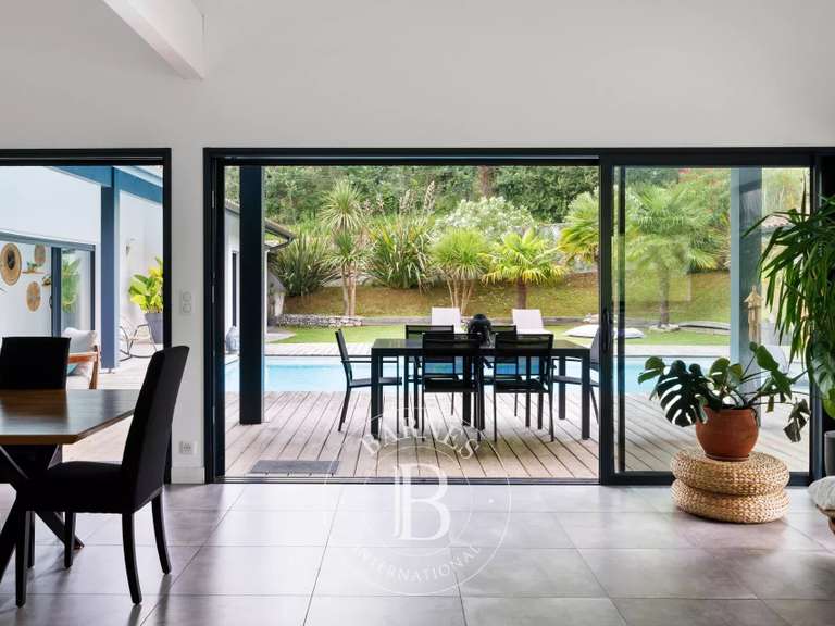 Maison Ahetze - 4 chambres - 300m²