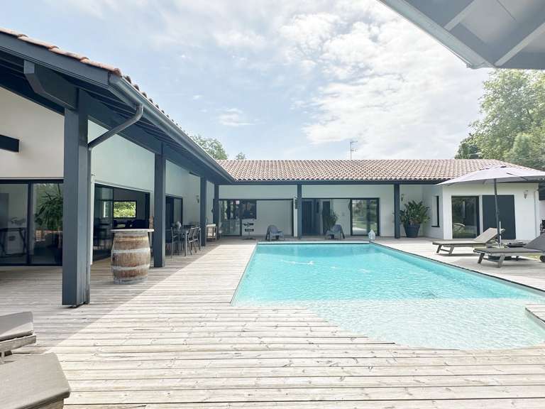 Maison Ahetze - 5 chambres - 220m²