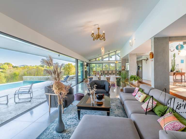 Maison Ahetze - 4 chambres - 320m²