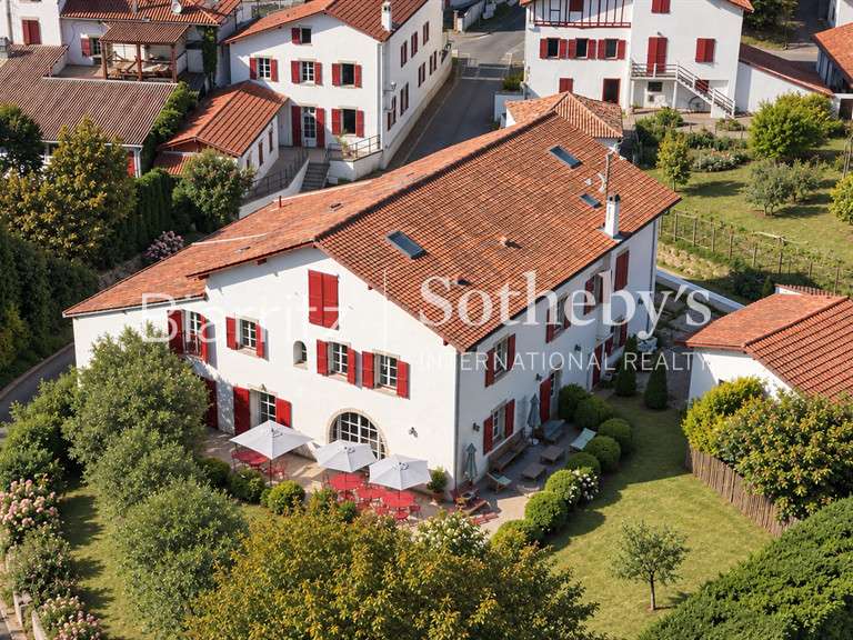 Maison Ahetze - 10 chambres - 700m²