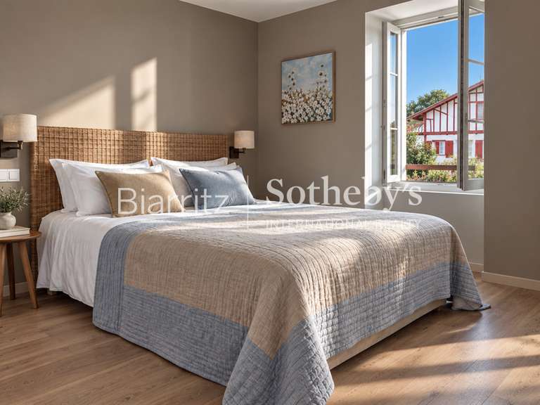 Maison Ahetze - 10 chambres - 700m²