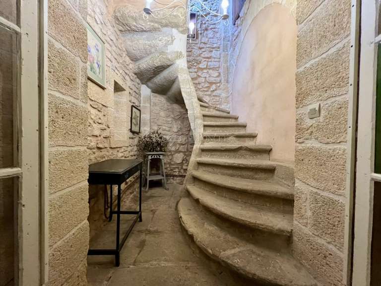 House Aigaliers - 5 bedrooms - 263m²