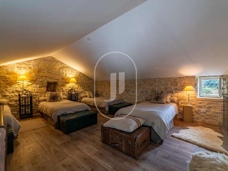 Maison Aigaliers - 4 chambres - 220m²