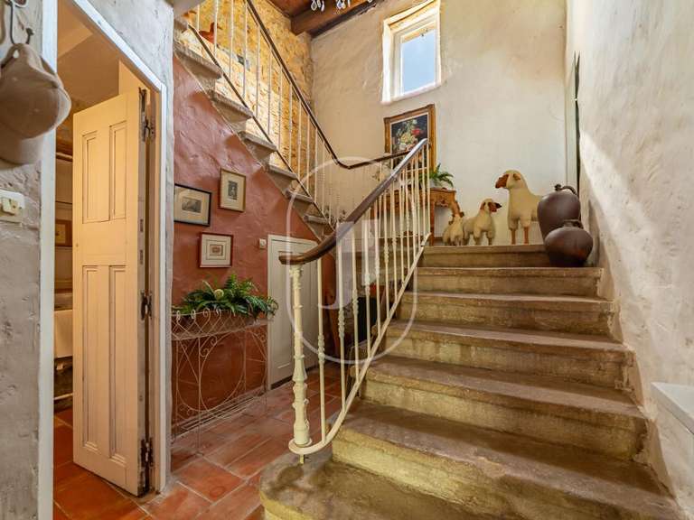 Maison Aigaliers - 4 chambres - 220m²