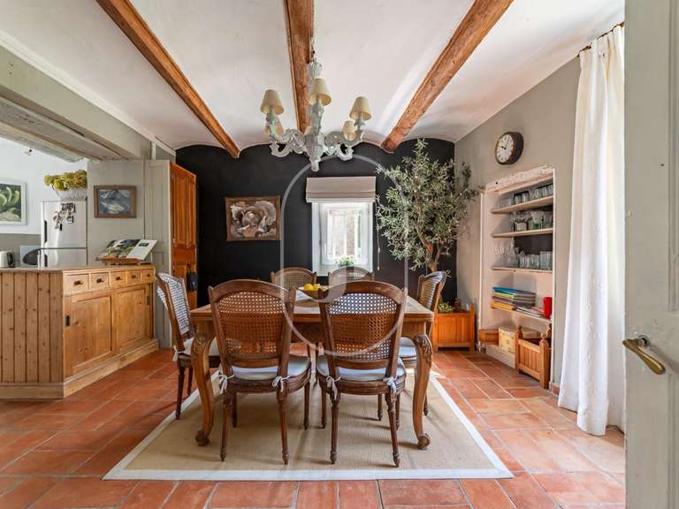 Maison Aigaliers - 4 chambres - 220m²