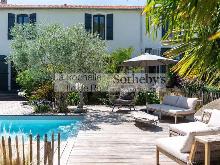 Maison Aigrefeuille-d'Aunis - 11 chambres - 715m²