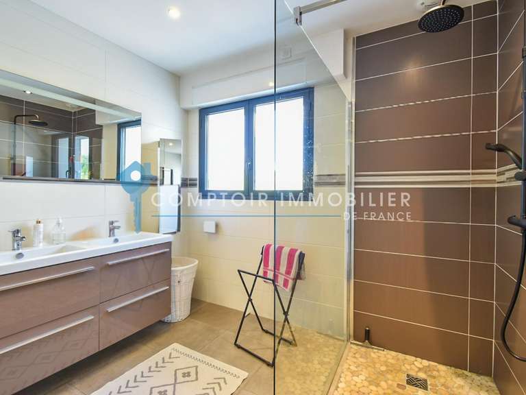 Maison Aiguebelette-le-Lac - 4 chambres - 185m²
