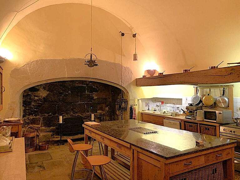 Castle Aigueperse - 17 bedrooms - 1300m²