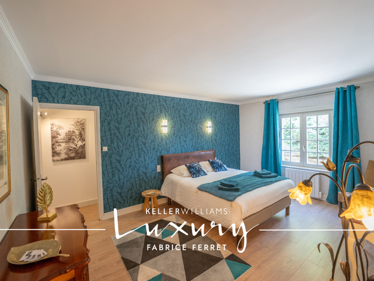 Maison Aigueperse - 330m²