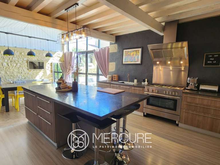 Maison Aigueperse - 6 chambres - 265m²