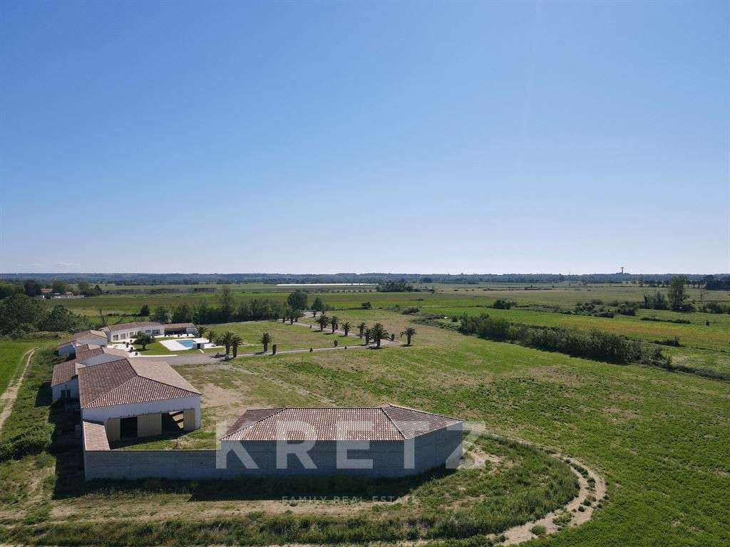House Aigues-Mortes