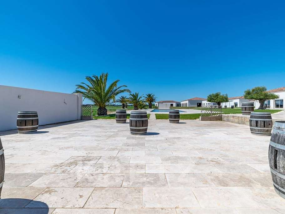 House Aigues-Mortes