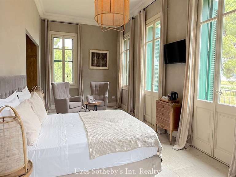 Maison Aigues-Mortes - 8 chambres - 355m²
