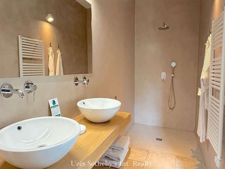 Maison Aigues-Mortes - 8 chambres - 355m²
