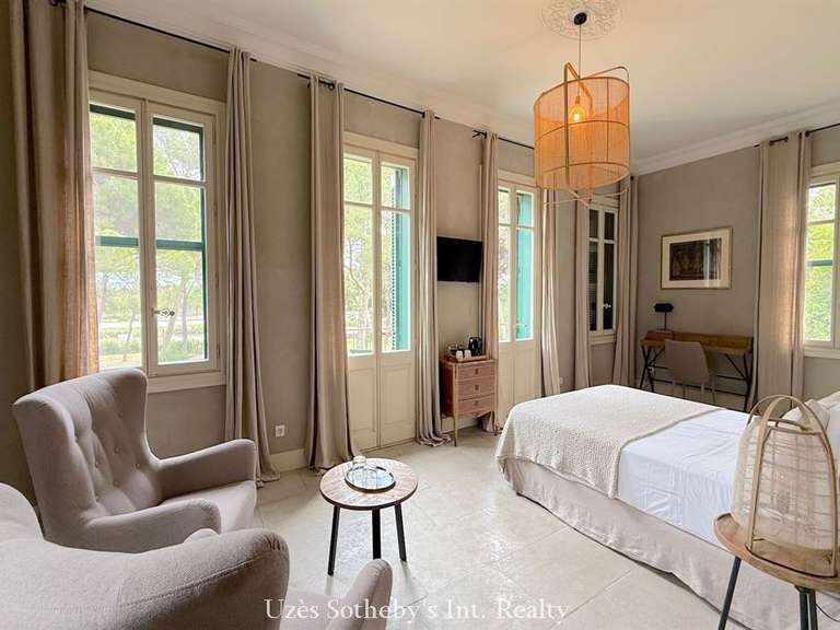 Maison Aigues-Mortes - 8 chambres - 355m²