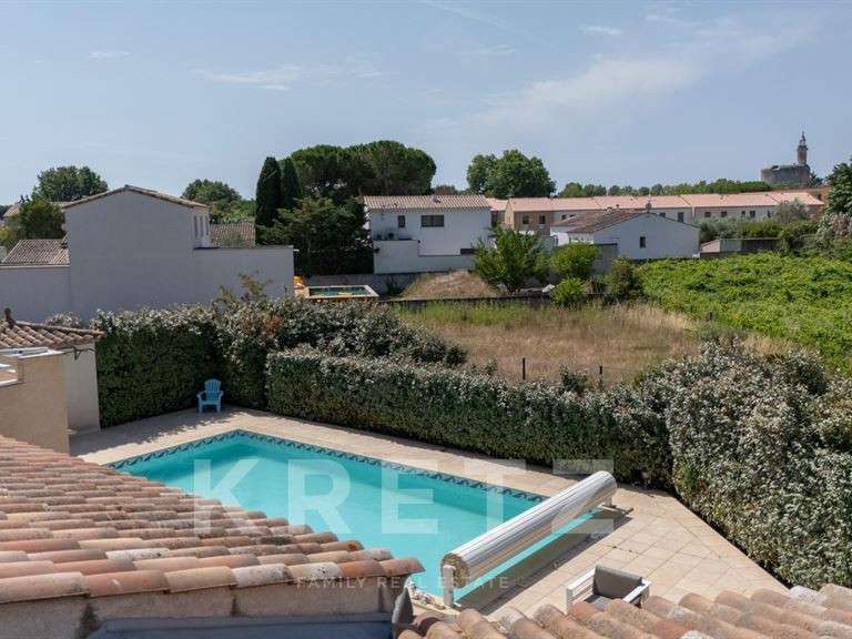Maison Aigues-Mortes - 5 chambres - 190m²