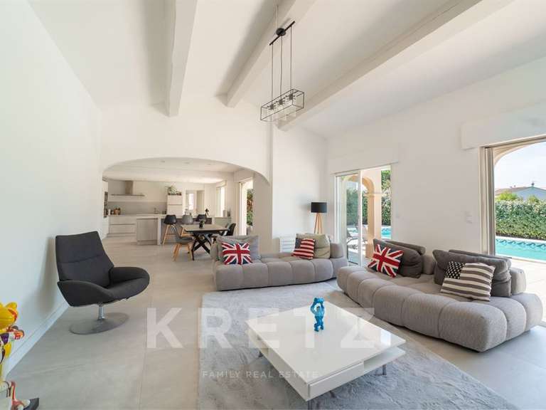 Maison Aigues-Mortes - 5 chambres - 190m²