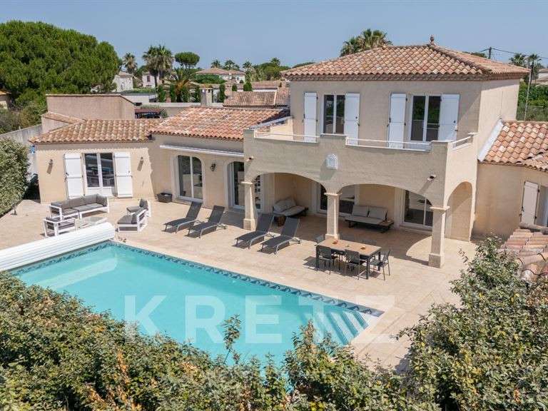 Maison Aigues-Mortes - 5 chambres - 190m²