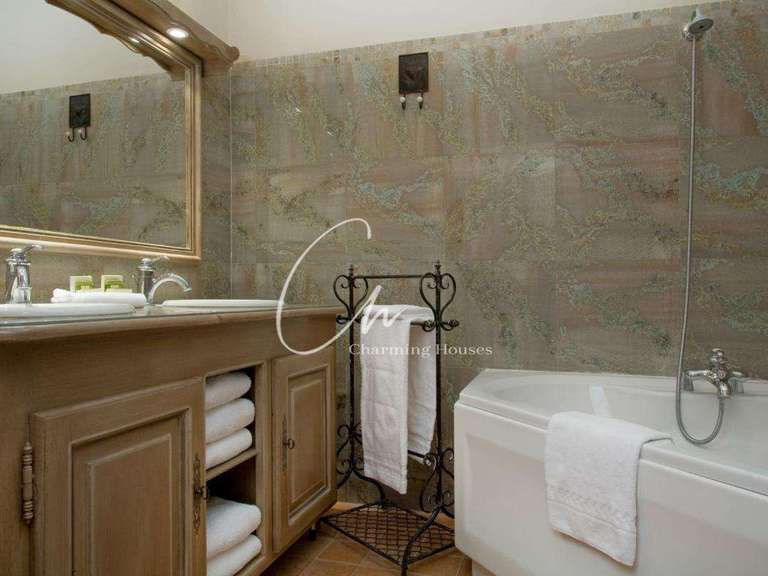 Property Aigues-Mortes - 50 bedrooms