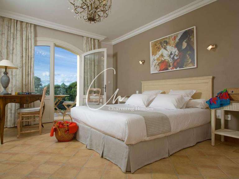 Propriété Aigues-Mortes - 50 chambres