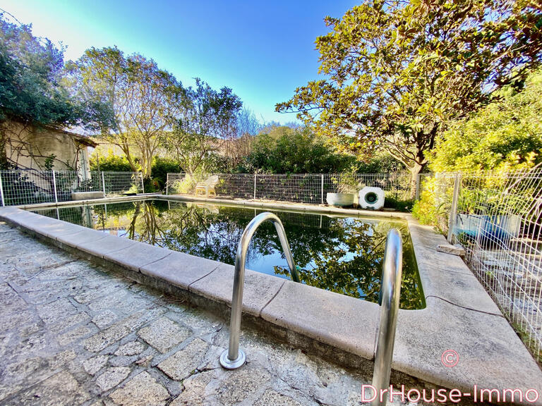 Villa Aigues-Mortes - 5 chambres - 193m²