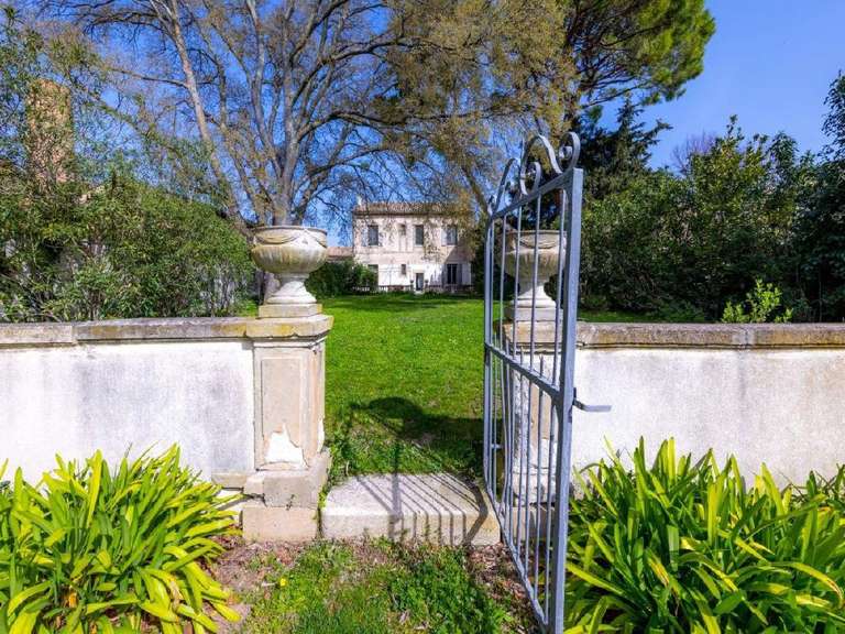 House Aigues-Vives - 233m²