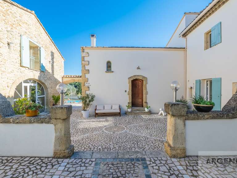 Maison Aigues-Vives - 8 chambres - 380m²