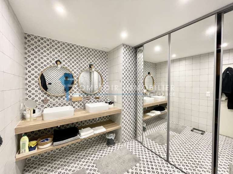 House Aigues-Vives - 4 bedrooms - 300m²