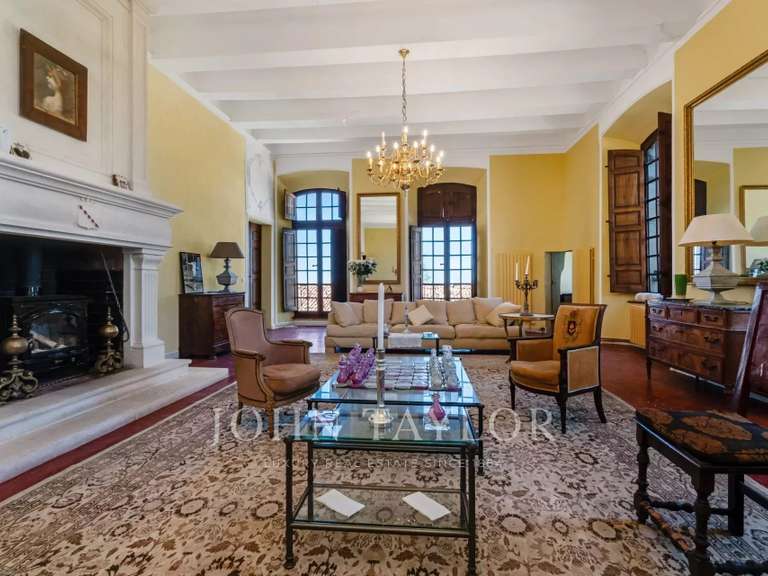 Château Aiguines - 1000m²