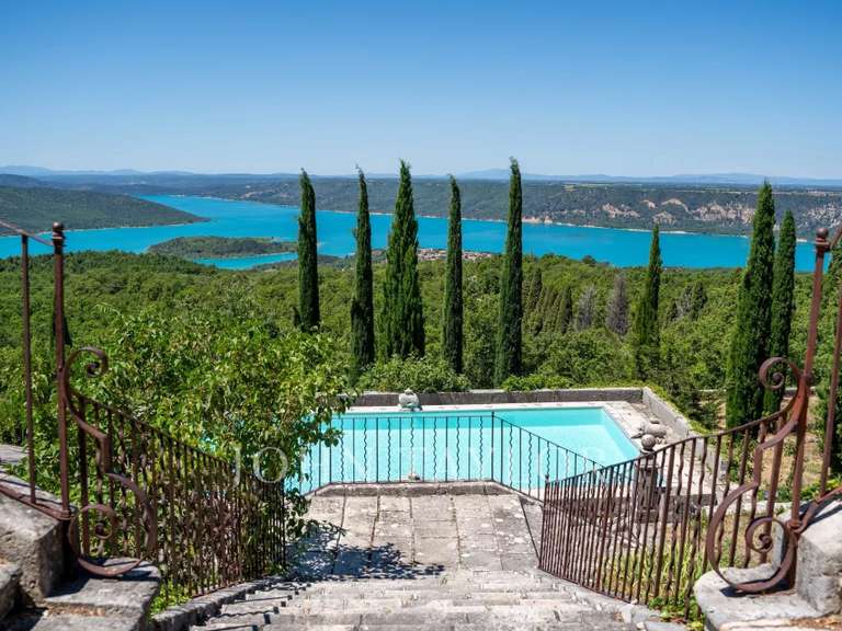 Château Aiguines - 1000m²