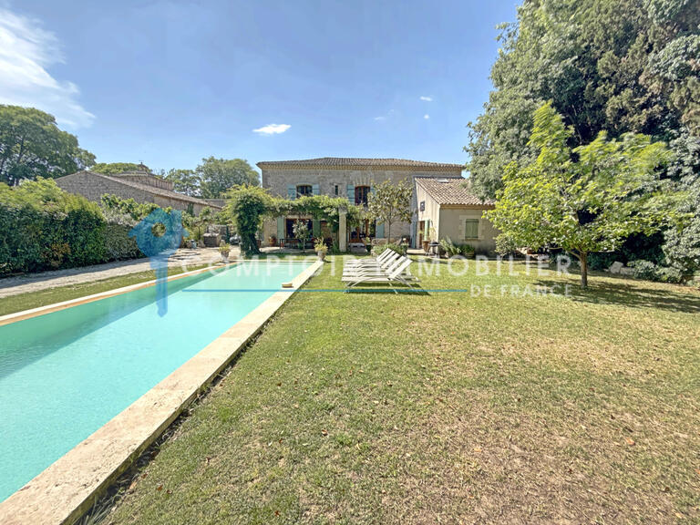 House Aimargues - 7 bedrooms - 306m²
