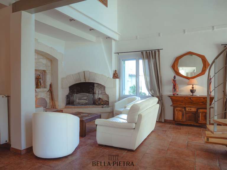 Maison Aimargues - 6 chambres - 302m²