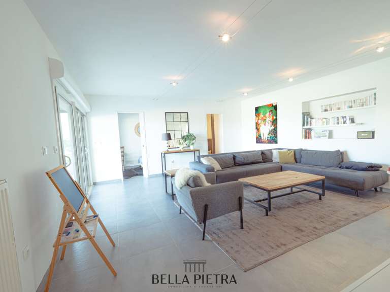 Maison Aimargues - 6 chambres - 302m²