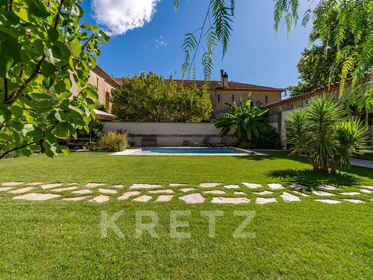 Maison Aimargues - 4 chambres - 290m²