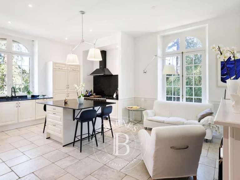 Manoir Aire-sur-l'Adour - 3 chambres - 500m²