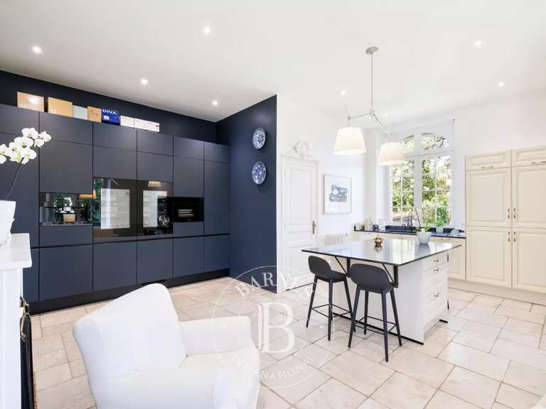 Manoir Aire-sur-l'Adour - 3 chambres - 500m²