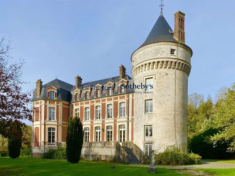 Propriété Aire-sur-la-Lys - 6 chambres - 680m²