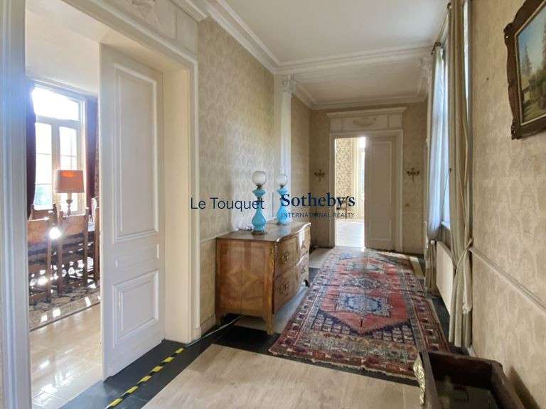 Propriété Aire-sur-la-Lys - 6 chambres - 680m²