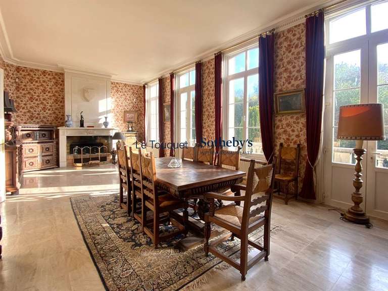 Propriété Aire-sur-la-Lys - 6 chambres - 680m²