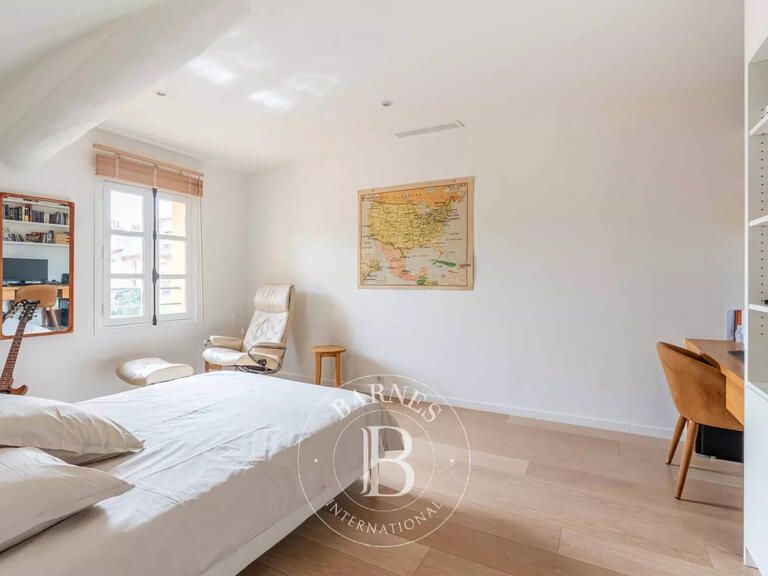 Sale Apartment Aix-en-Provence - 4 bedrooms