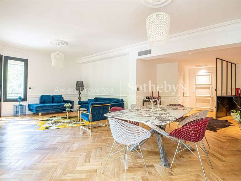 Appartement Aix-en-Provence - 2 chambres - 123m²