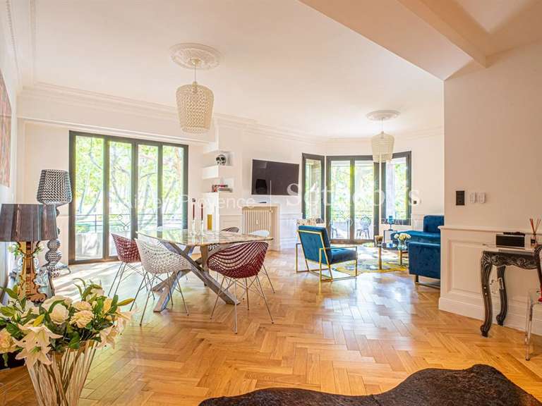 Appartement Aix-en-Provence - 2 chambres - 123m²